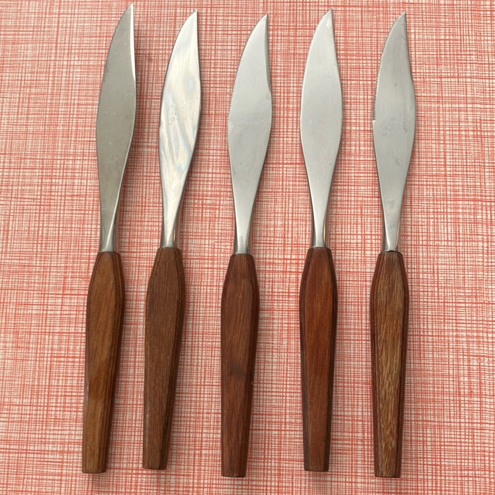 Set of 5 vintage MCM Stainless Steel Knives with Wooden Handles